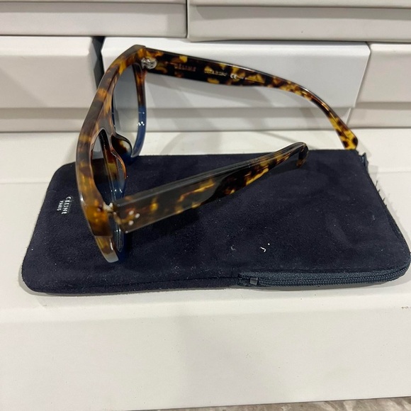 CELINE FLATTOP TWO TONE SHIELD SUNGLASSES - Picture 4 of 5